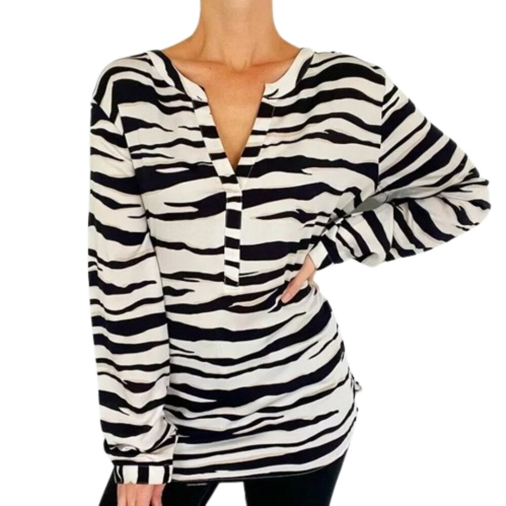 Ann Taylor black white tiger print notch neckline long sleeve blouse